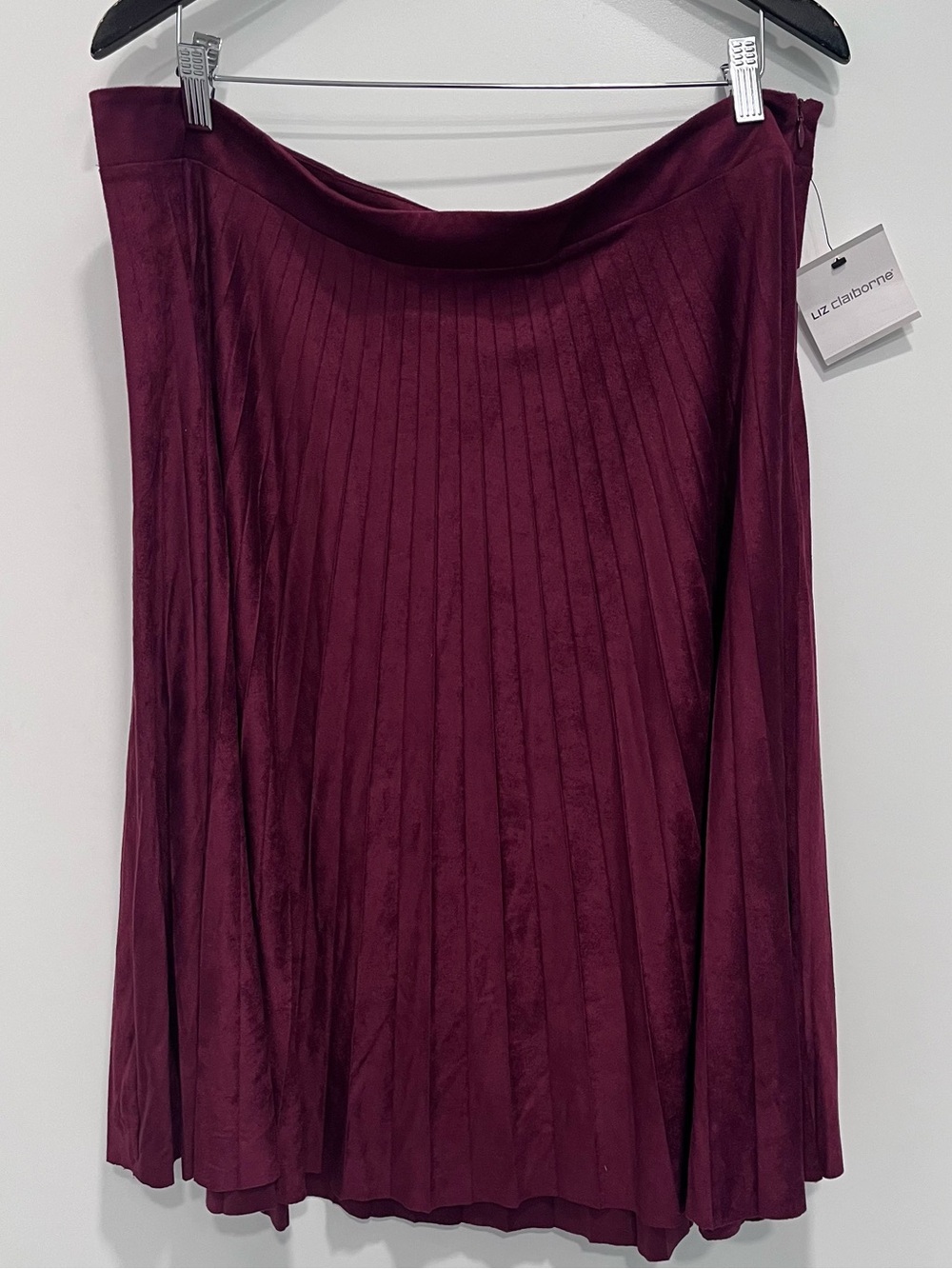 Liz Claiborne Burgundy Passion Pleated Skirt New NWT 18 Plus Paisley Expression‎